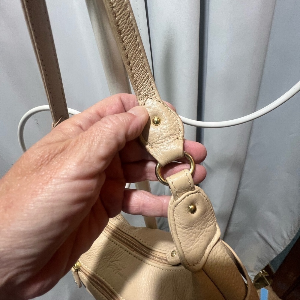 Stone & Co. Tan Leather Hobo Bag - Picture 5 of 10